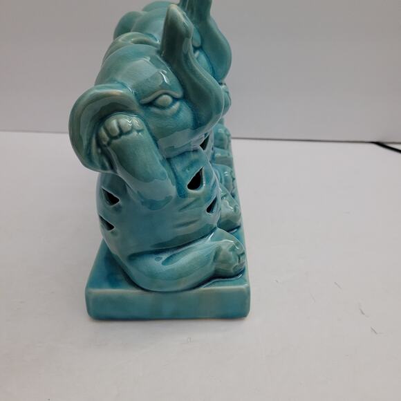 Three Wise Sitting Elephants See No Hear No Speak No Evil - Picture 6 of 12